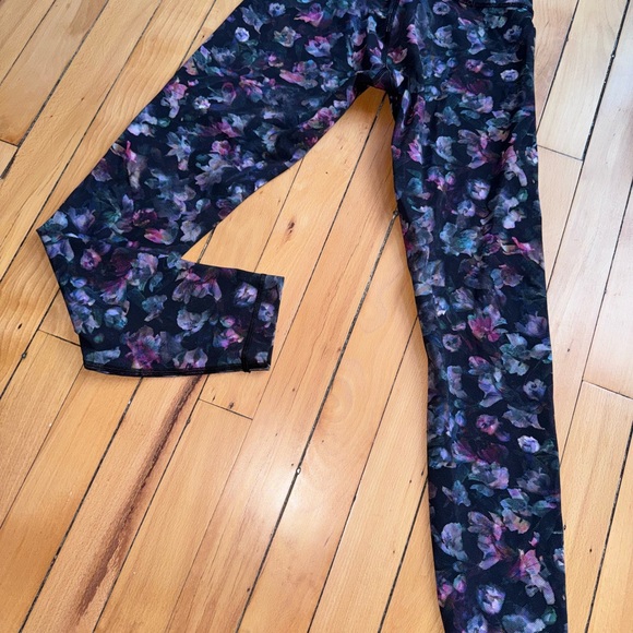 lululemon wunder under  Floral Print High-Rise Leggings - Picture 5 of 9